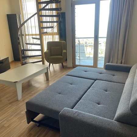 Sea View Apartment Batoumi Extérieur photo