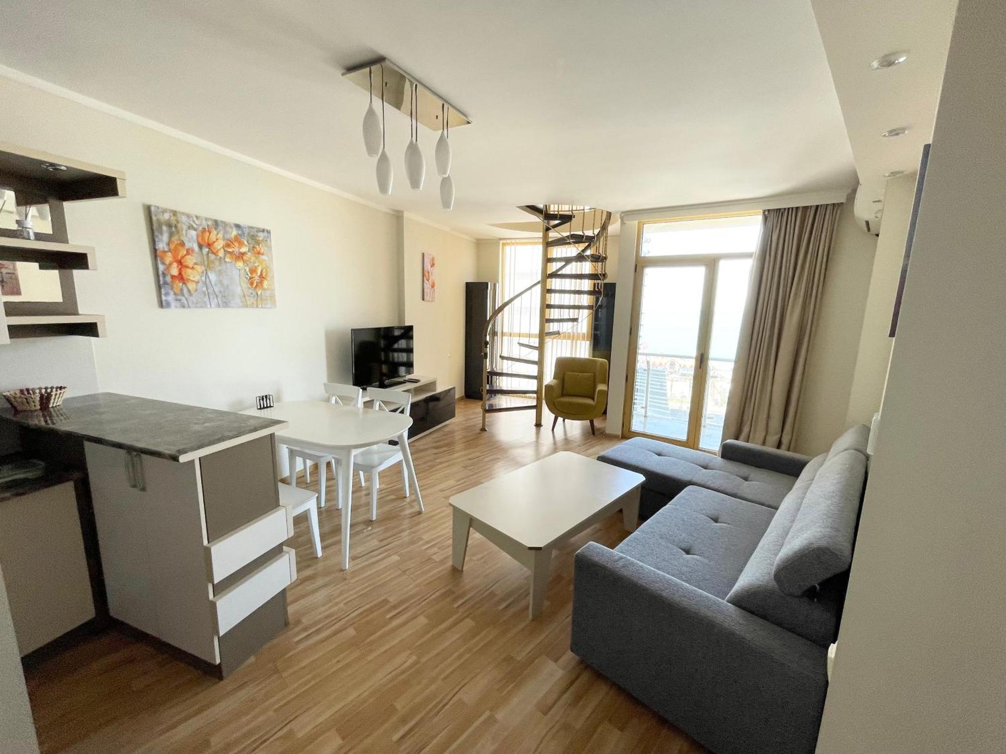 Sea View Apartment Batoumi Extérieur photo